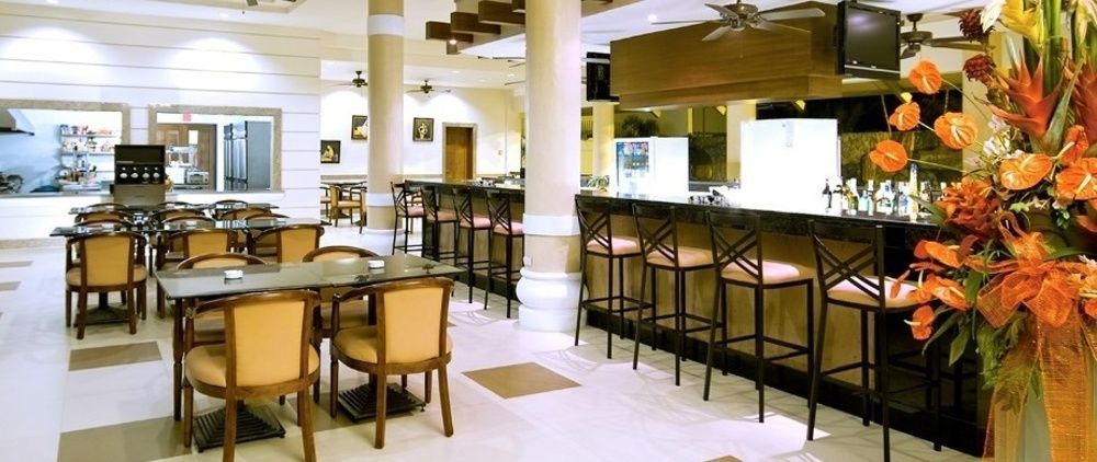 Savannah Resort Hotel Angeles Exterior foto
